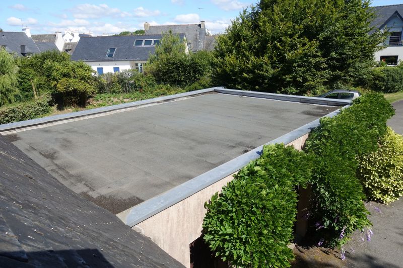 Signs It’s Time For A Flat Roof Replacement